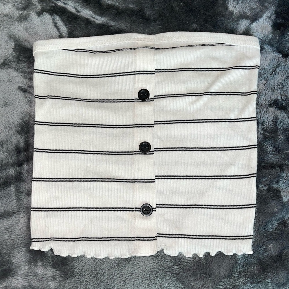 5/$25!!  White with Black stripe cotton tube top.